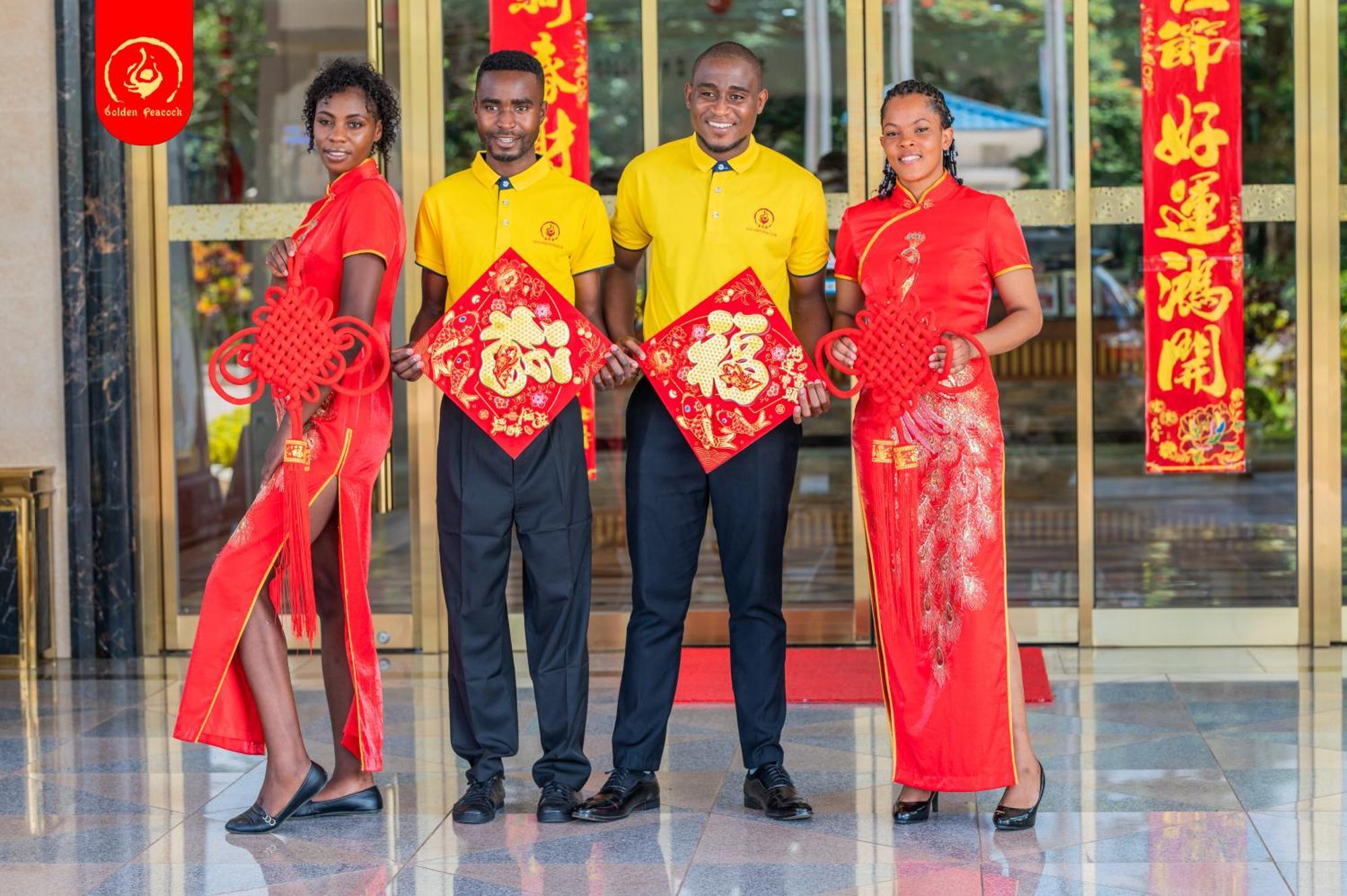 Golden Peacock Hotel Blantyre Buitenkant foto