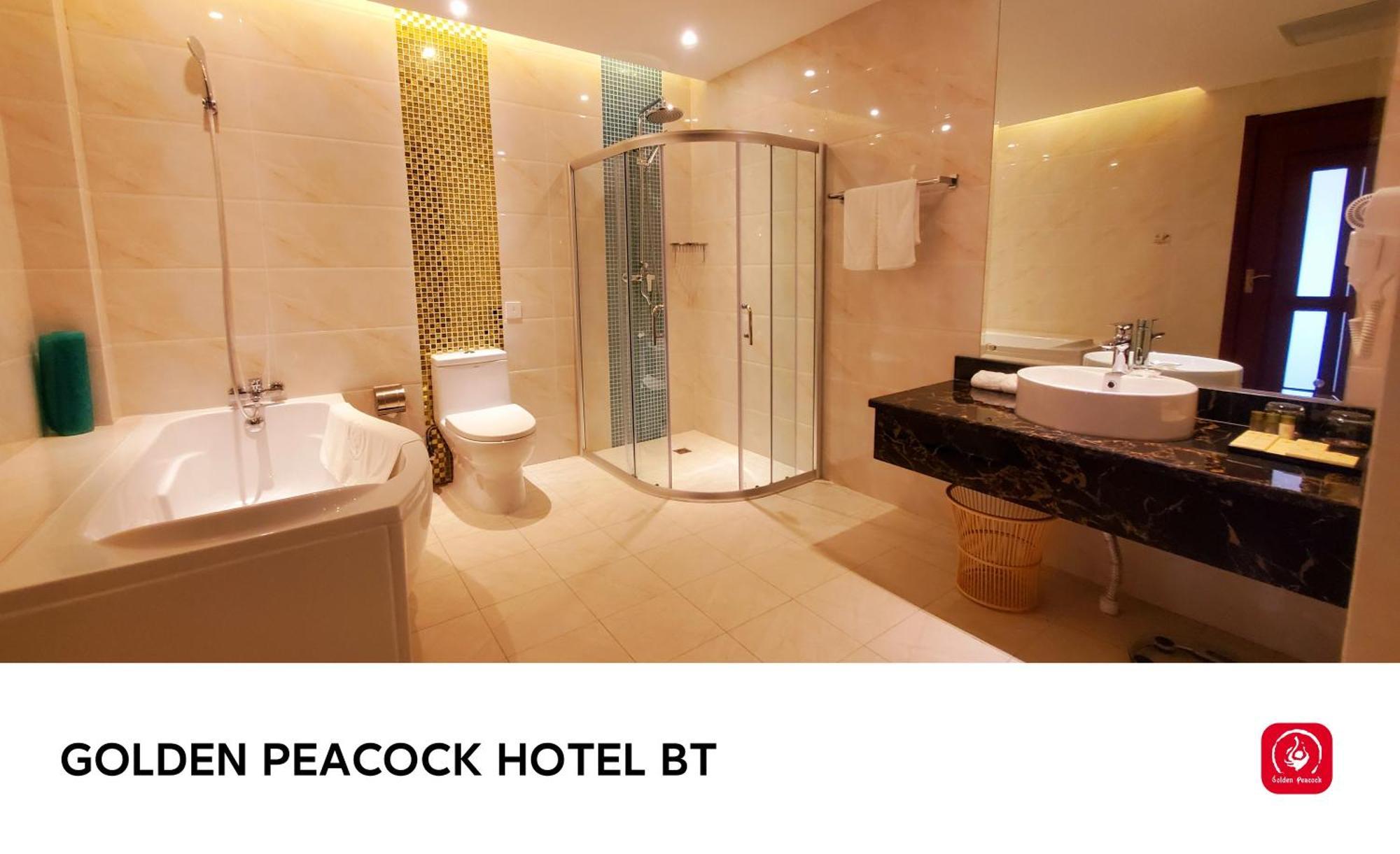 Golden Peacock Hotel Blantyre Buitenkant foto
