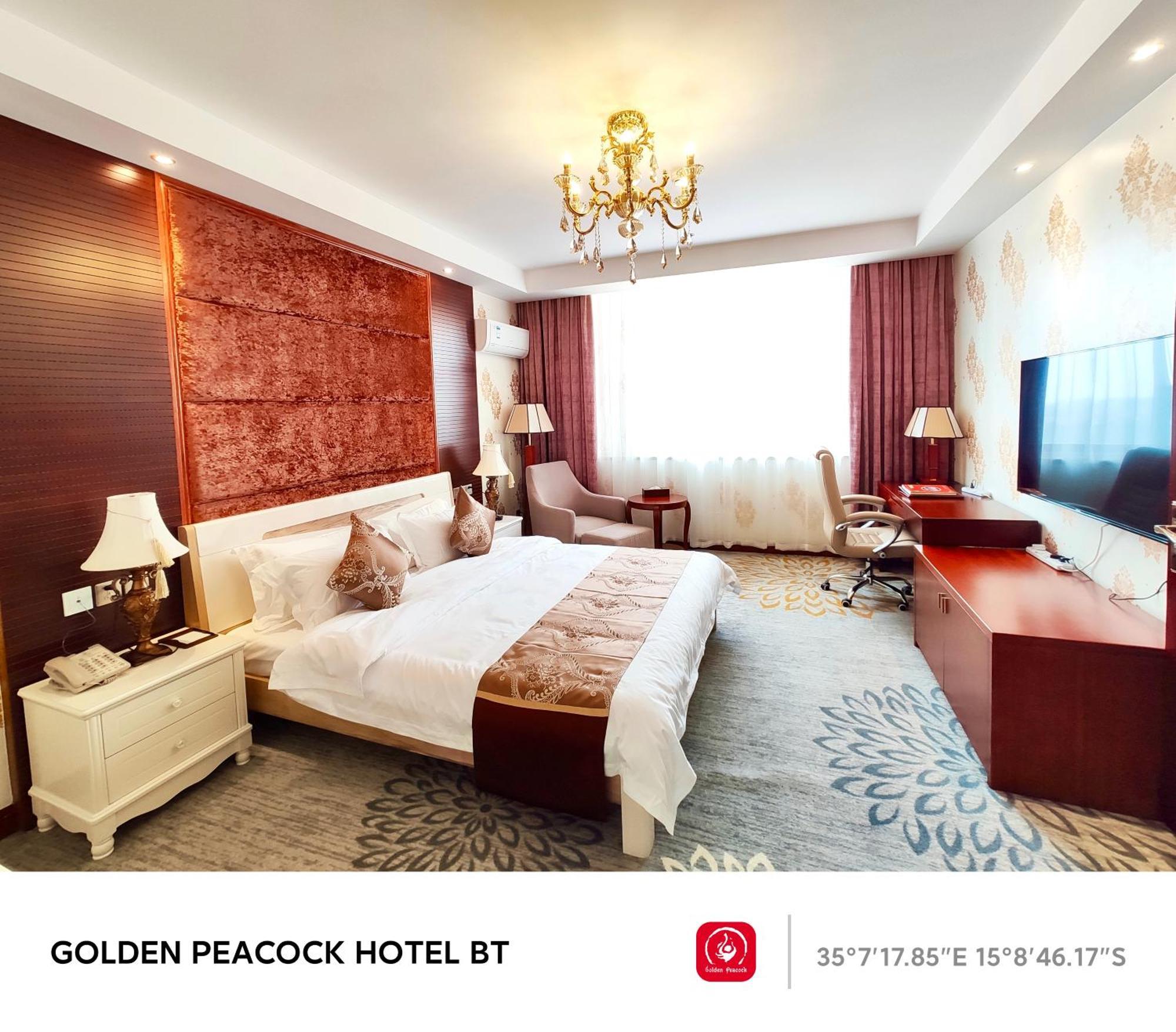 Golden Peacock Hotel Blantyre Buitenkant foto